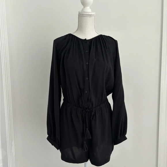 NWOT Loft Romper - Picture 1 of 13